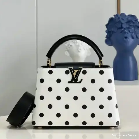 Bag 2204YA0094 LV 0701